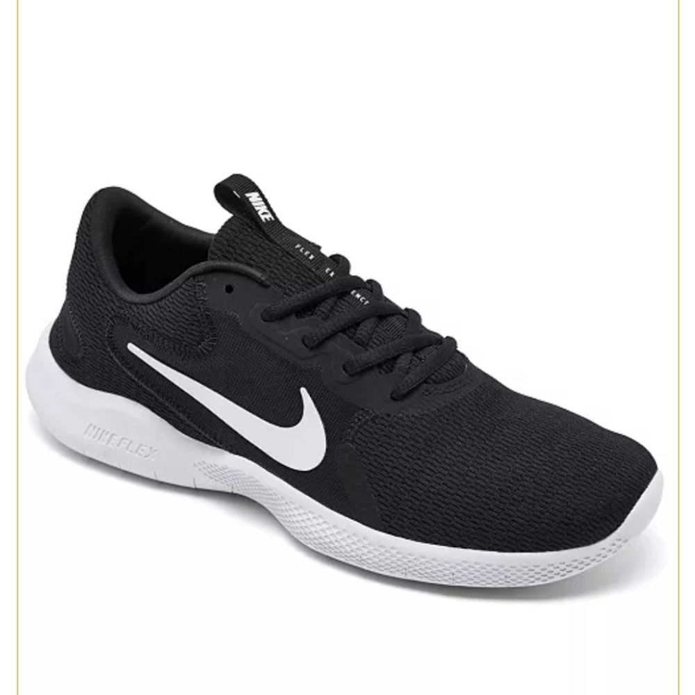 Women's Nike Sneakers size 7.5